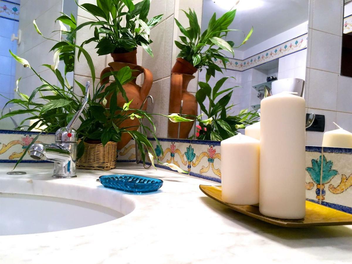 Residenza Viviani Bed & Breakfast Сант'Агнело Екстериор снимка